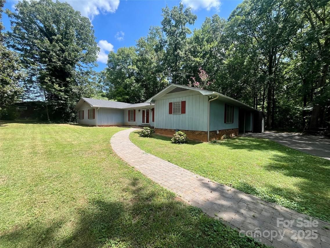 278 Forest Park Dr., Denton, NC 27239