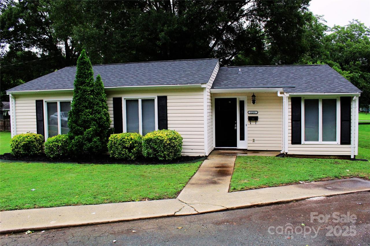 1111 Helen St., Monroe, NC 28112