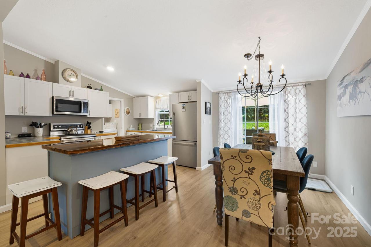 20 Timbers Edge Ln., Fairview, NC 28730