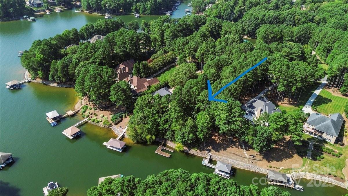 9178 Fair Oak Dr., Sherrills Ford, NC 28673