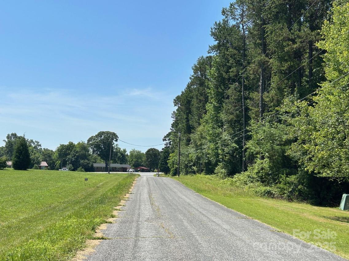 Brandon Dr. #5-8, Claremont, NC 28610
