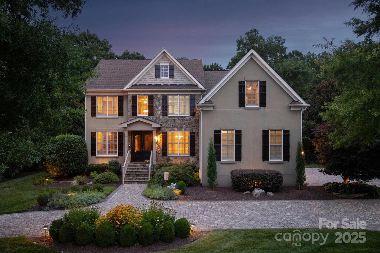 5016 Groves Edge Ln., Waxhaw, NC 28173