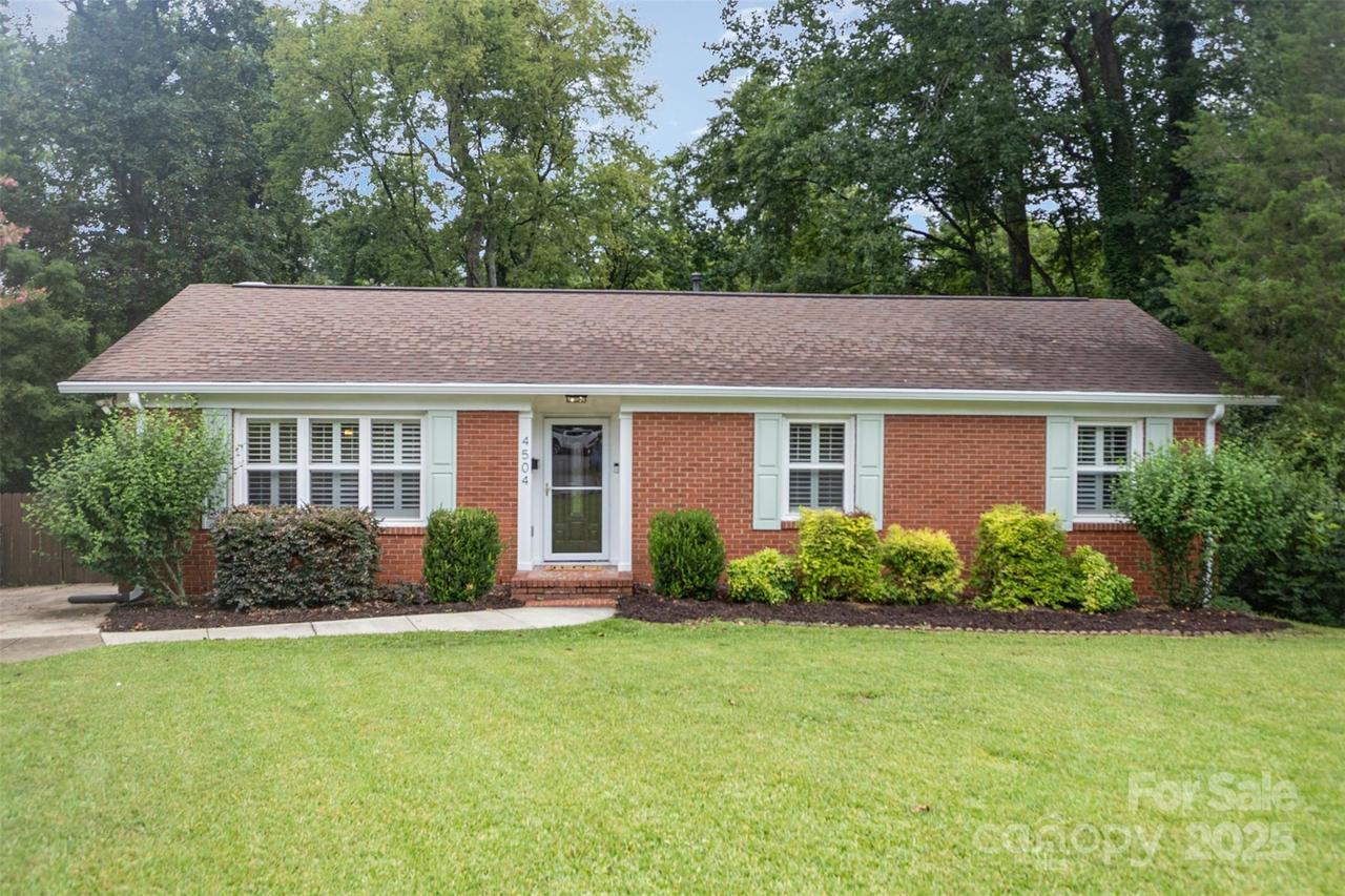 4504 Rockford Ct., Charlotte, NC 28209