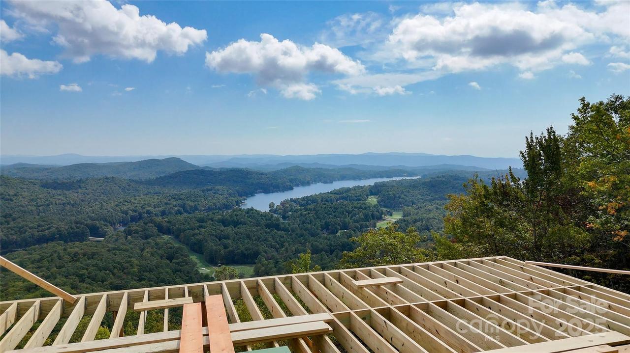341 Mills Creek Point #100, Lake Toxaway, NC 28747
