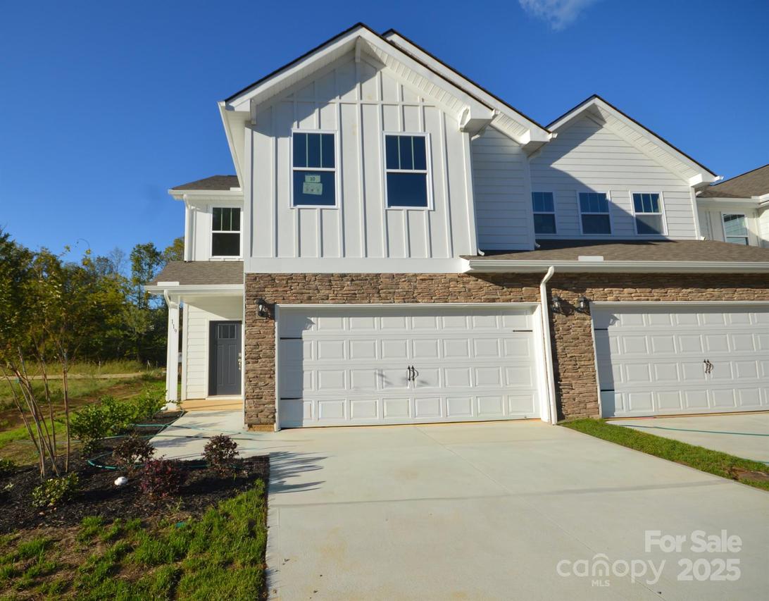 119 Sugg Tr., Weaverville, NC 28787