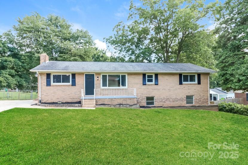 606 E Iowa Ave., Bessemer City, NC 28016