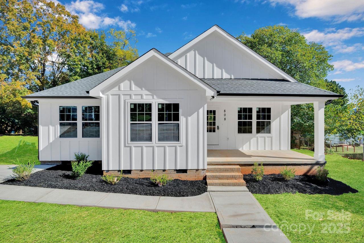 808 3rd St., Kings Mountain, NC 28086