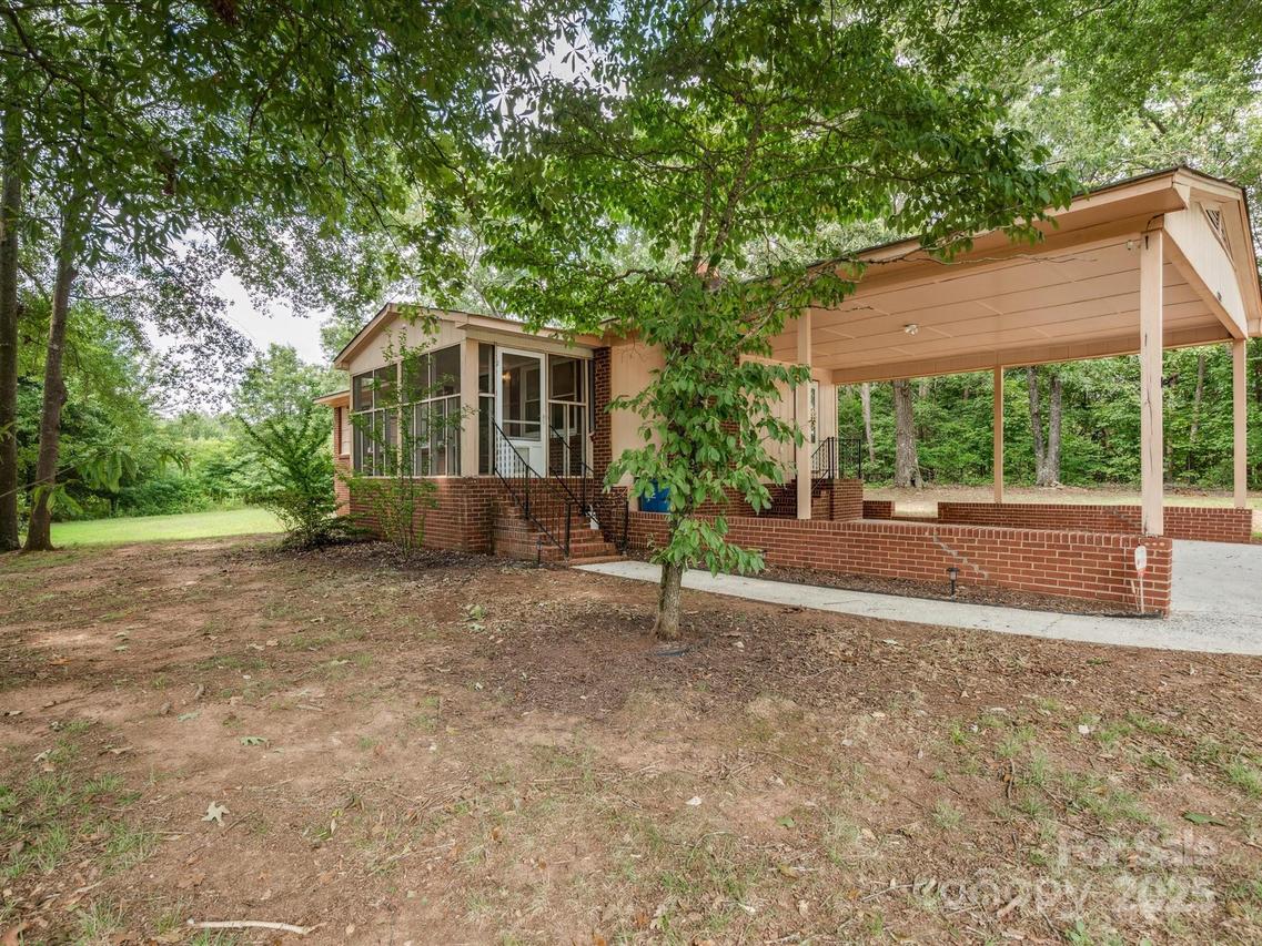 1317 Pell Dr., Lincolnton, NC 28092