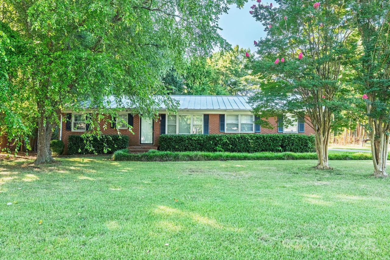 5300 Nevin Rd., Charlotte, NC 28269