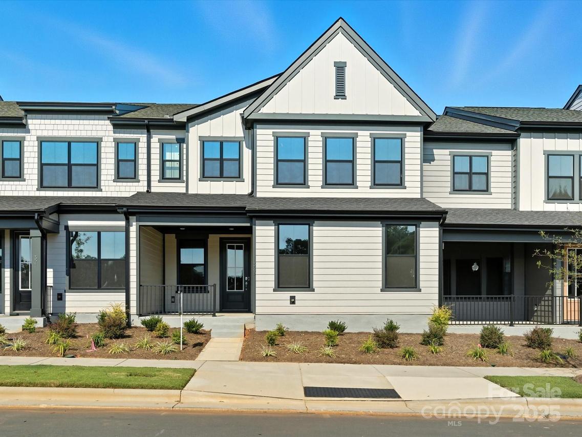 323 Ardmore Dr., Belmont, NC 28012
