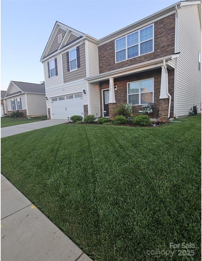 7741 Stonehouse Dr., Gastonia, NC 28056