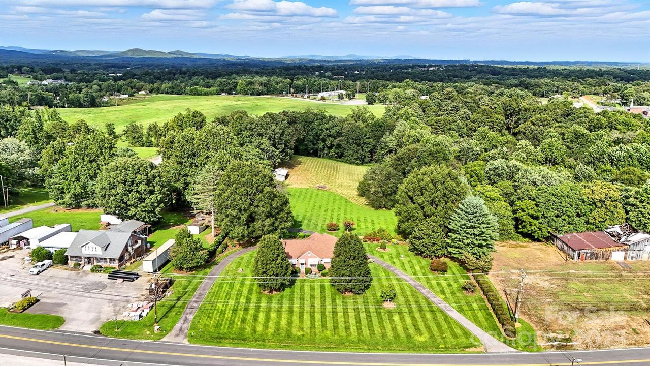 3968 Us Hwy 321a Hwy., Hudson, NC 28638