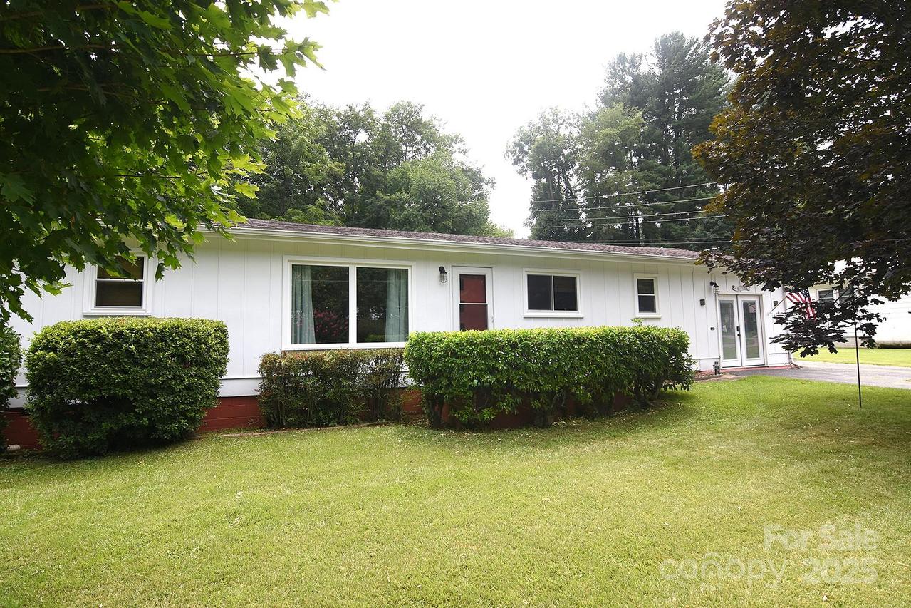 86 Skyview Dr., Waynesville, NC 28786
