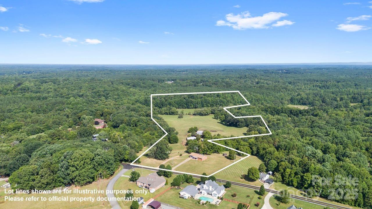 906 E Monbo Rd., Statesville, NC 28677
