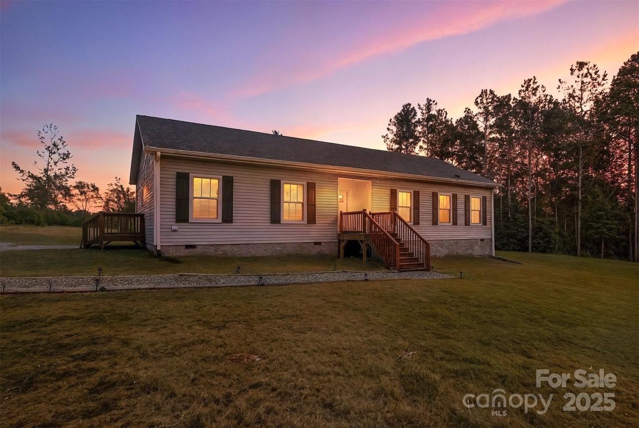 158 Semper Fidelis Rd., Olin, NC 28660