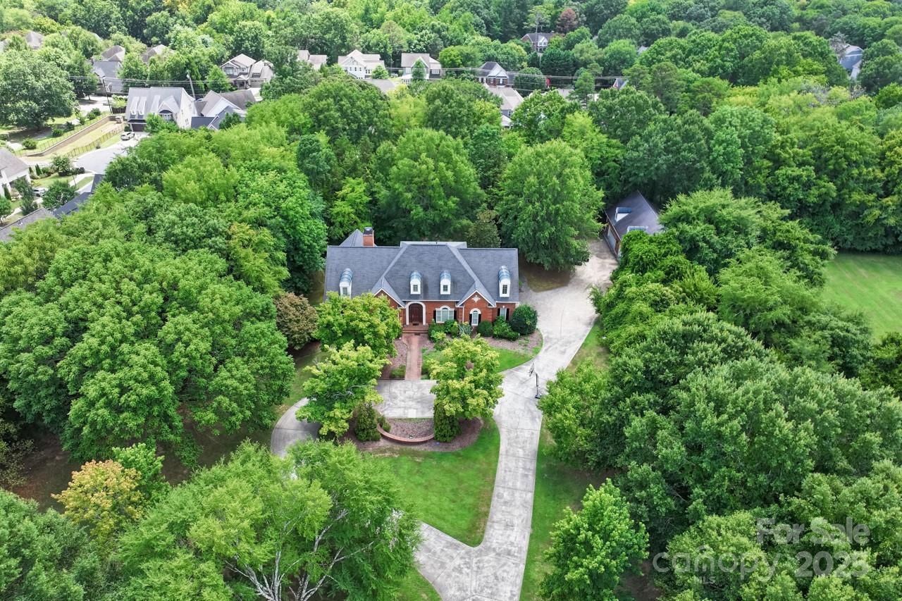 7000 Old Providence Rd., Charlotte, NC 28226