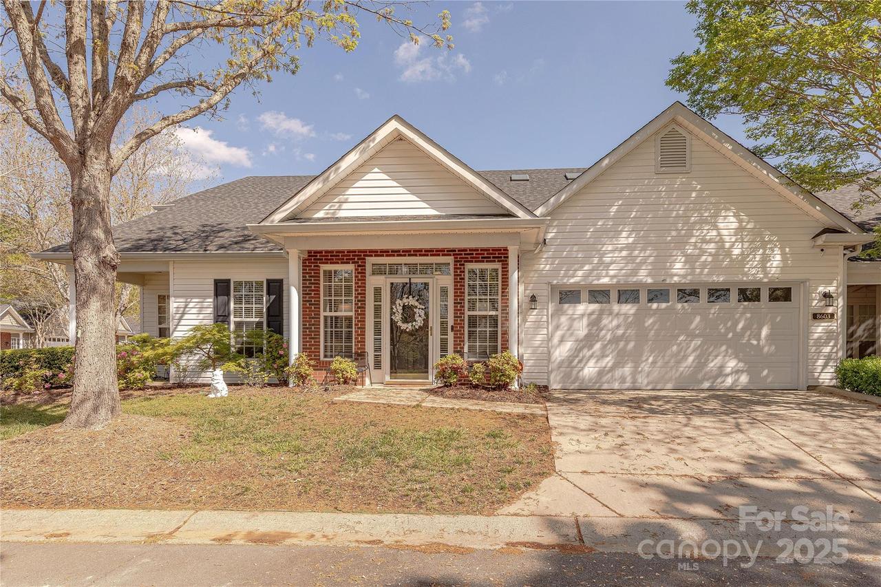 8603 Bookwalter Ct., Charlotte, NC 28277