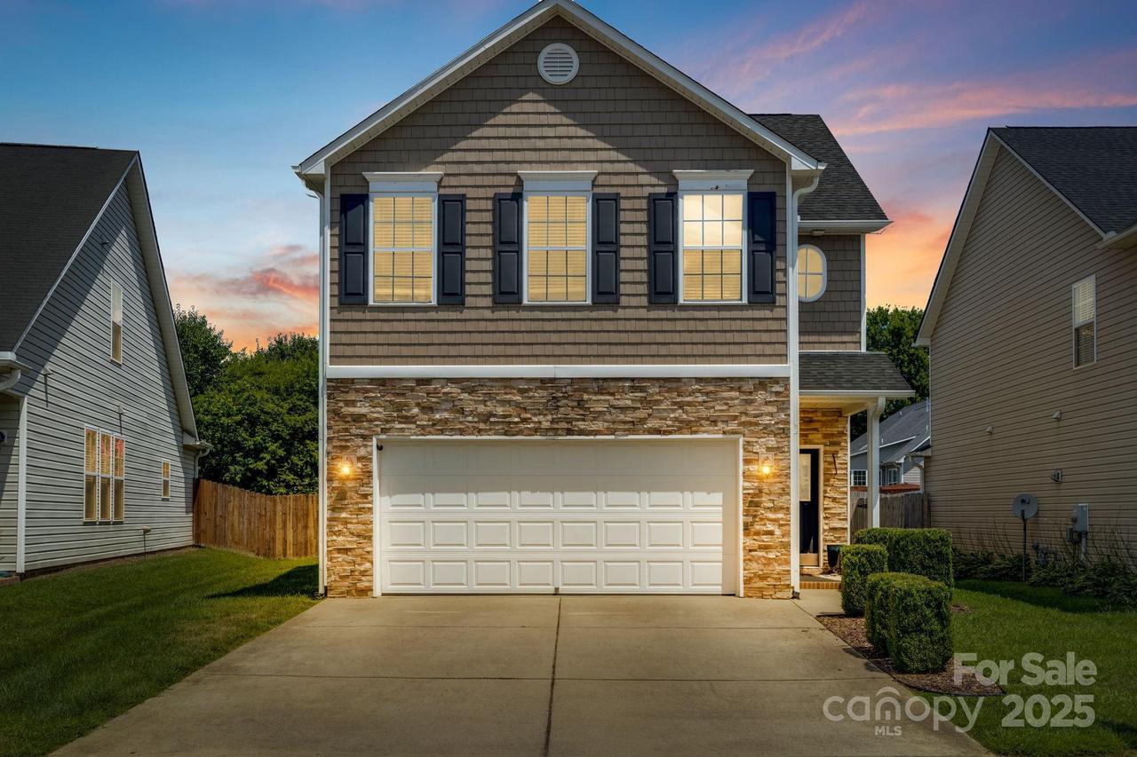 34 Chowan Dr., Fletcher, NC 28732