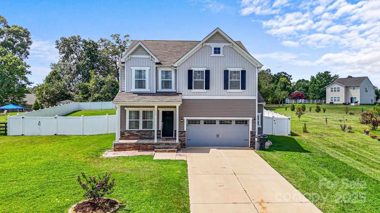 116 Dublin Ct., Statesville, NC 28677