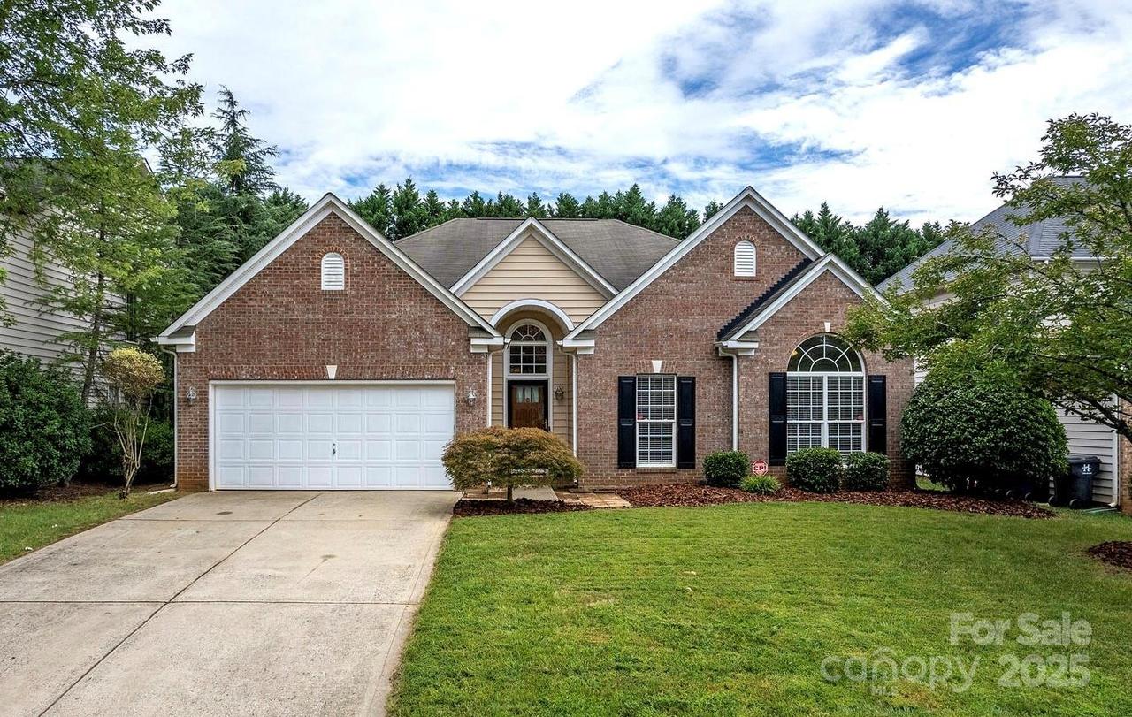 12602 Kemerton Ln., Huntersville, NC 28078