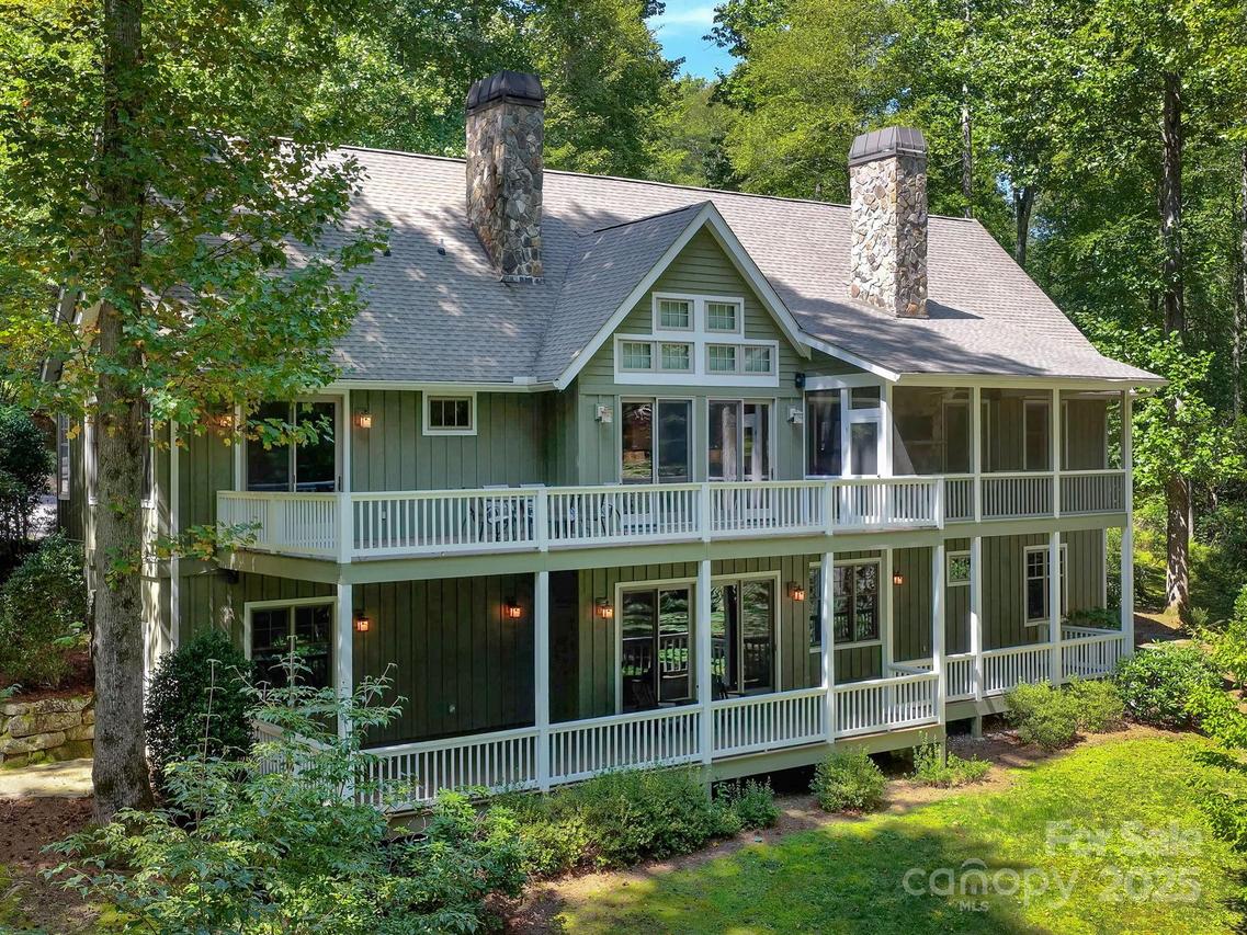 120 Mossy Rock Rd., Sapphire, NC 28774