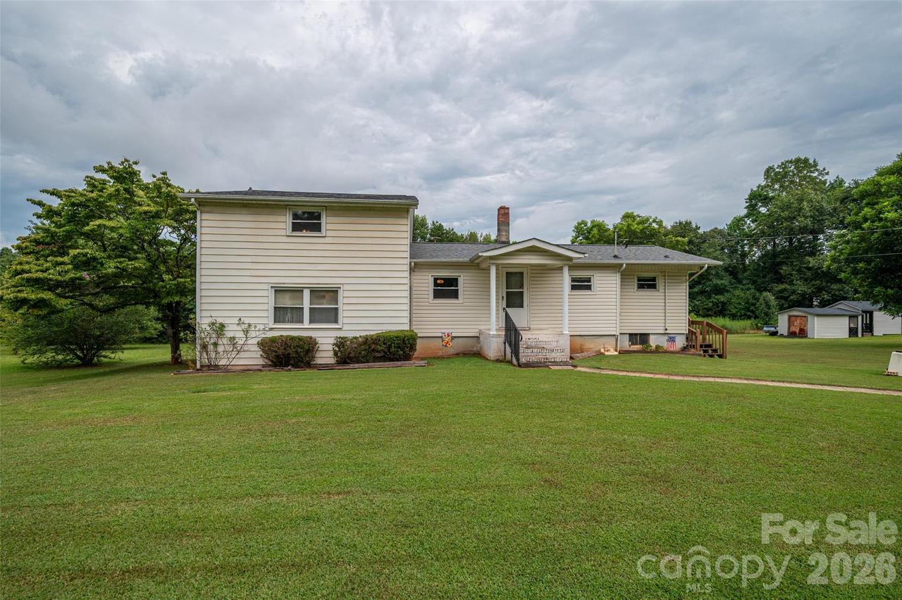 2320 Claremont Rd., Newton, NC 28658