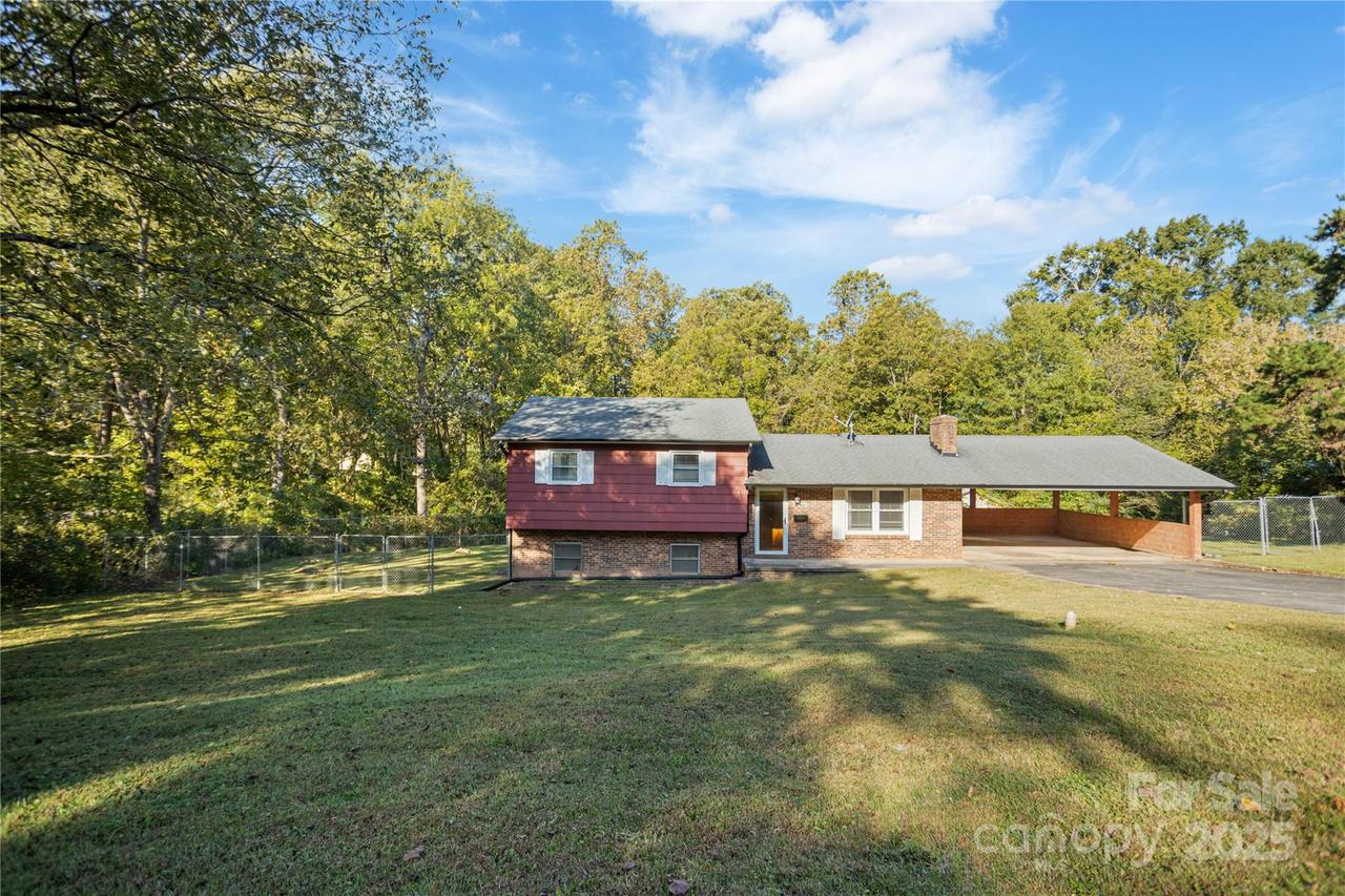 503 N 8th St., Bessemer City, NC 28016