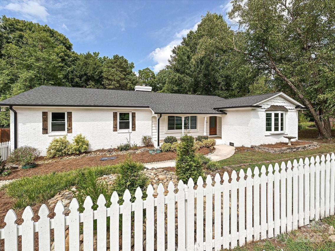 3849 Bon Rea Dr., Charlotte, NC 28226