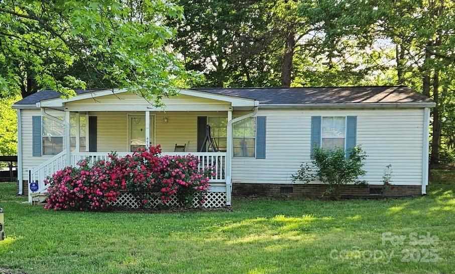 4731 Stratford Ln., Denver, NC 28037