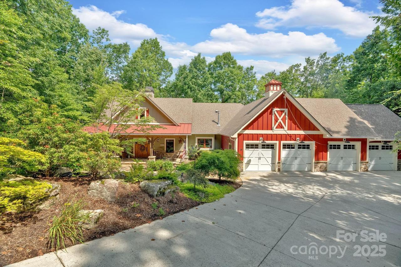 3 Shadow Brook Dr., Flat Rock, NC 28731