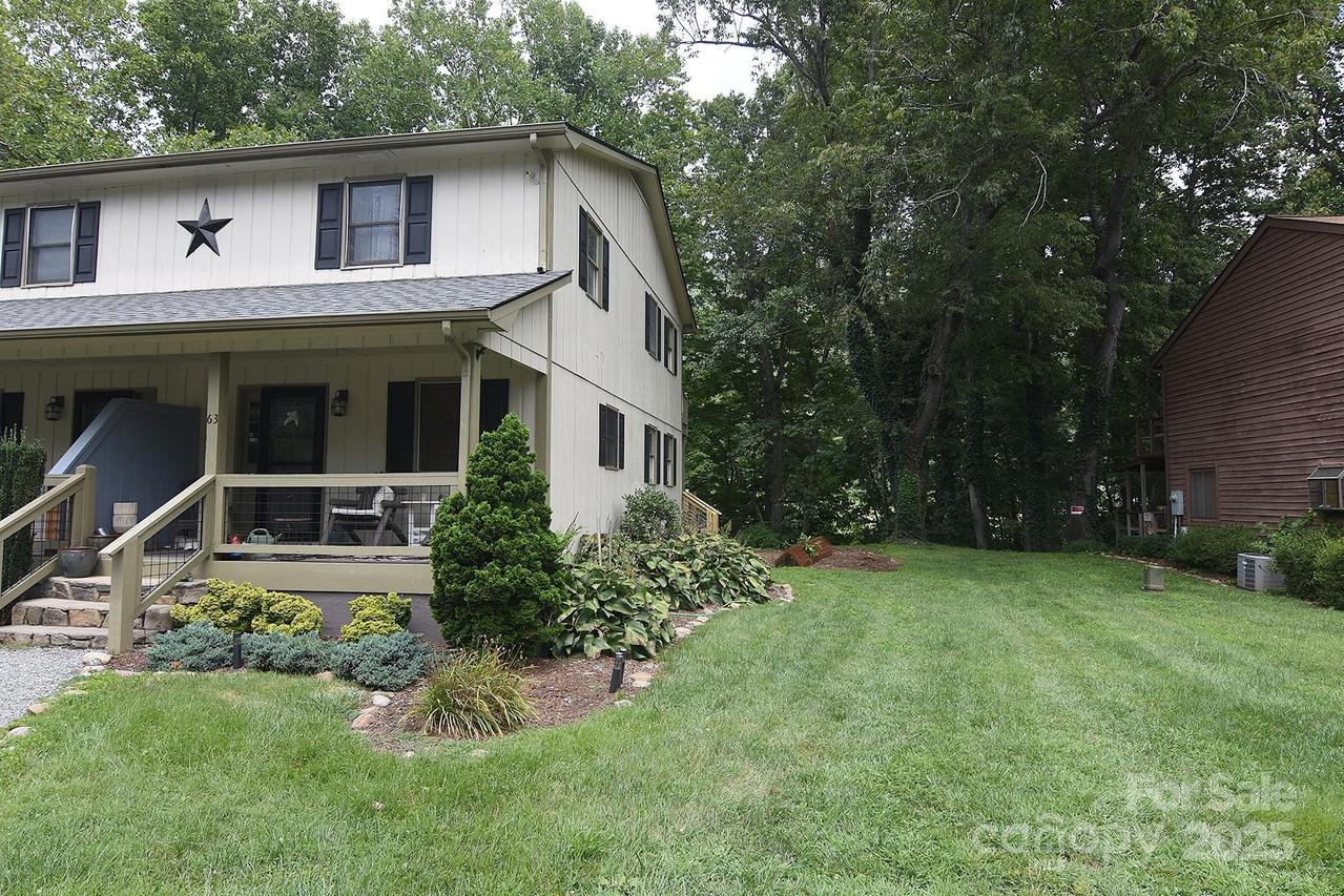 63 Riverside Villa Dr., Maggie Valley, NC 28751