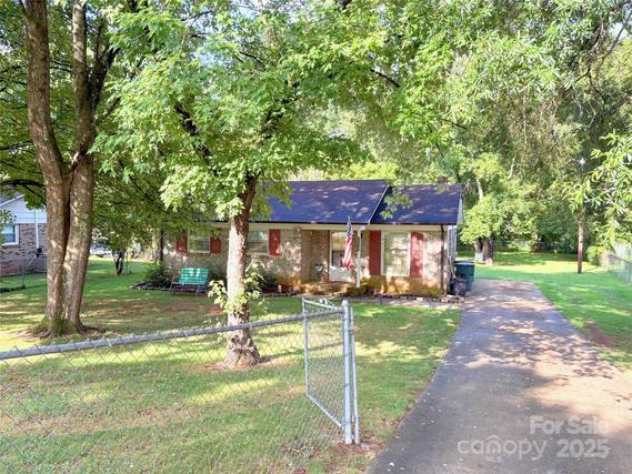 New Foreclosures & Short Sales That Attend Newton-Conover Middle: July 28th to August 3rd