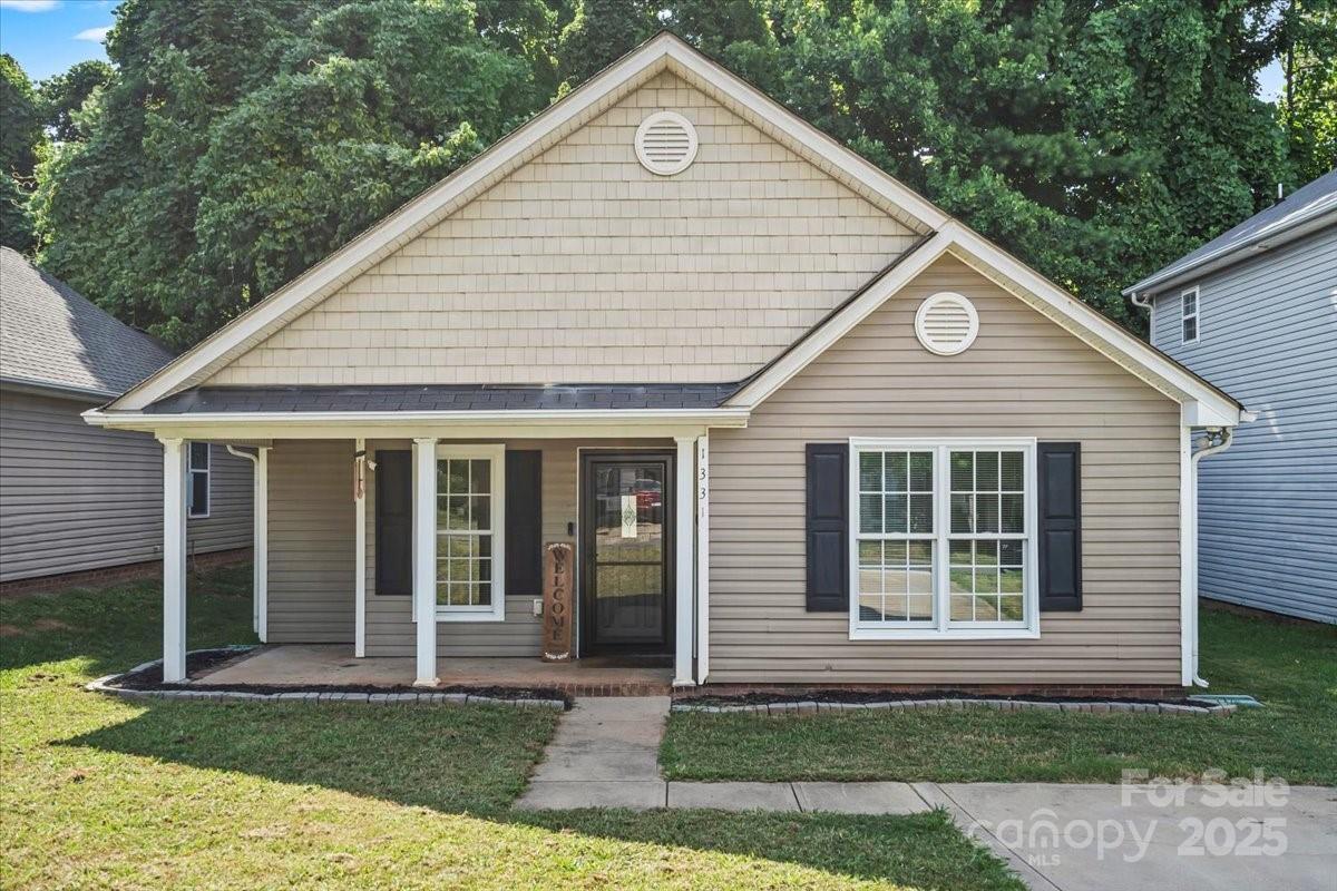 1331 Braveheart Ln., Charlotte, NC 28216