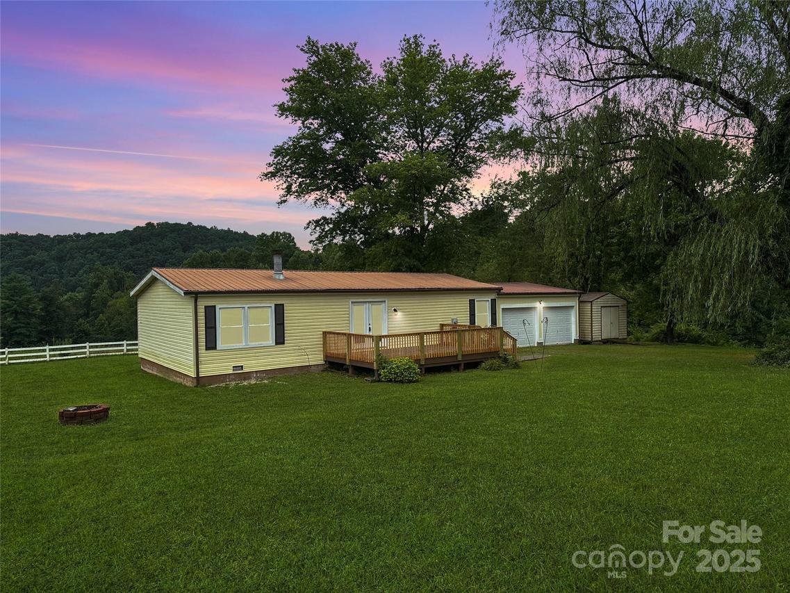 253 Hidden Acres Dr., Marion, NC 28752