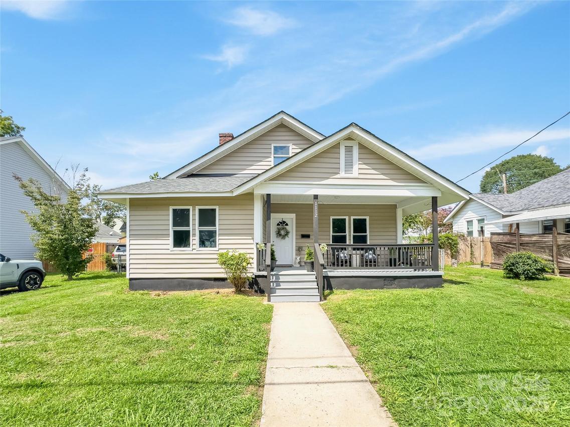 1112 W 5th Ave., Gastonia, NC 28052