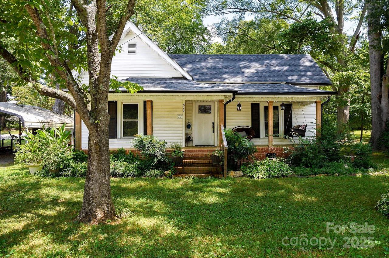 320 Carolina Ave., Rockwell, NC 28138