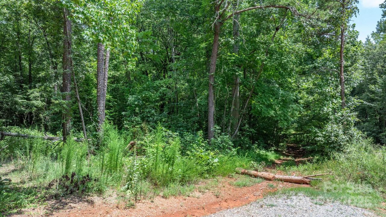Rolling Rd., Lincolnton, NC 28092