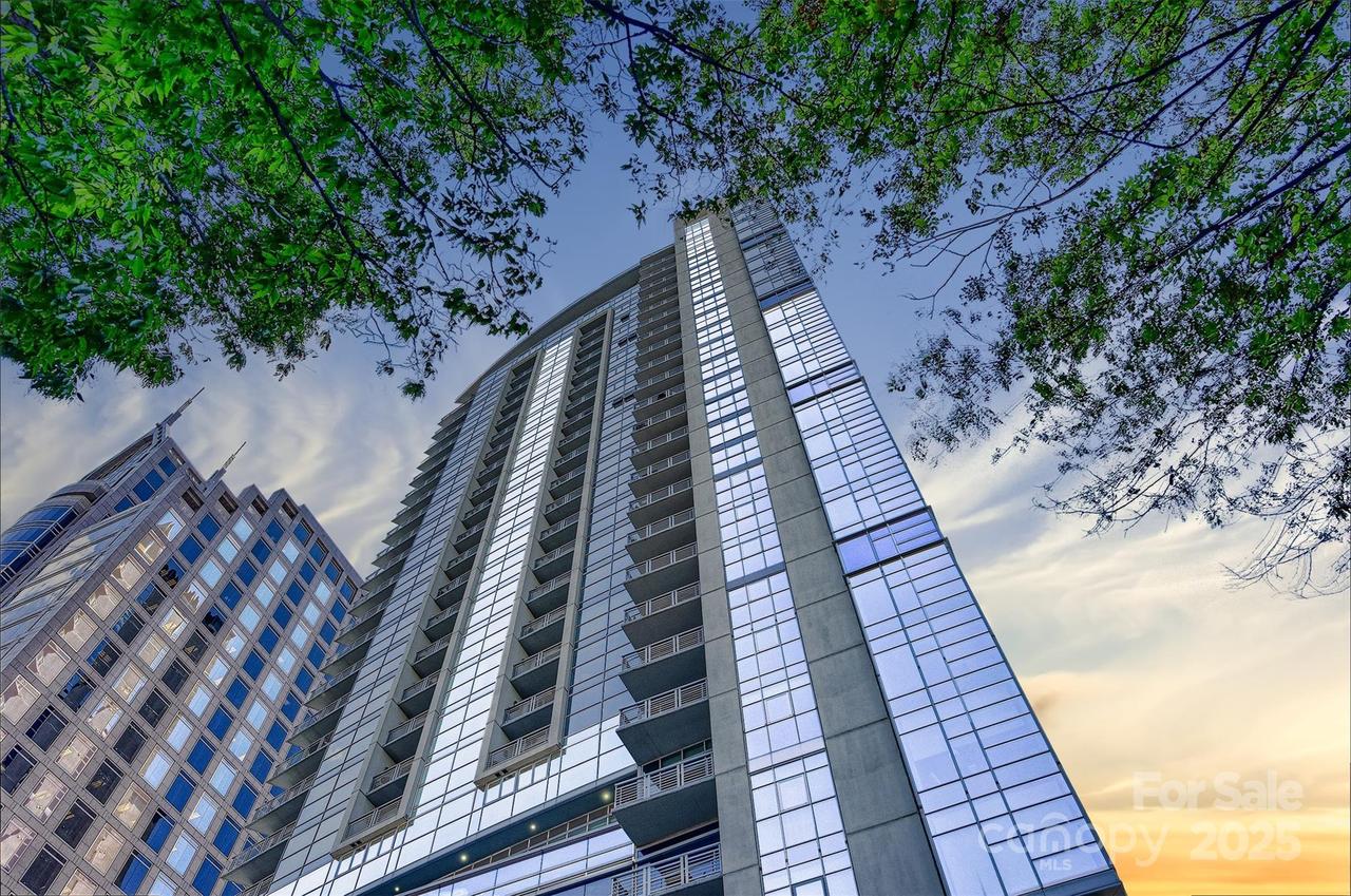 333 W Trade St. #700, Charlotte, NC 28202