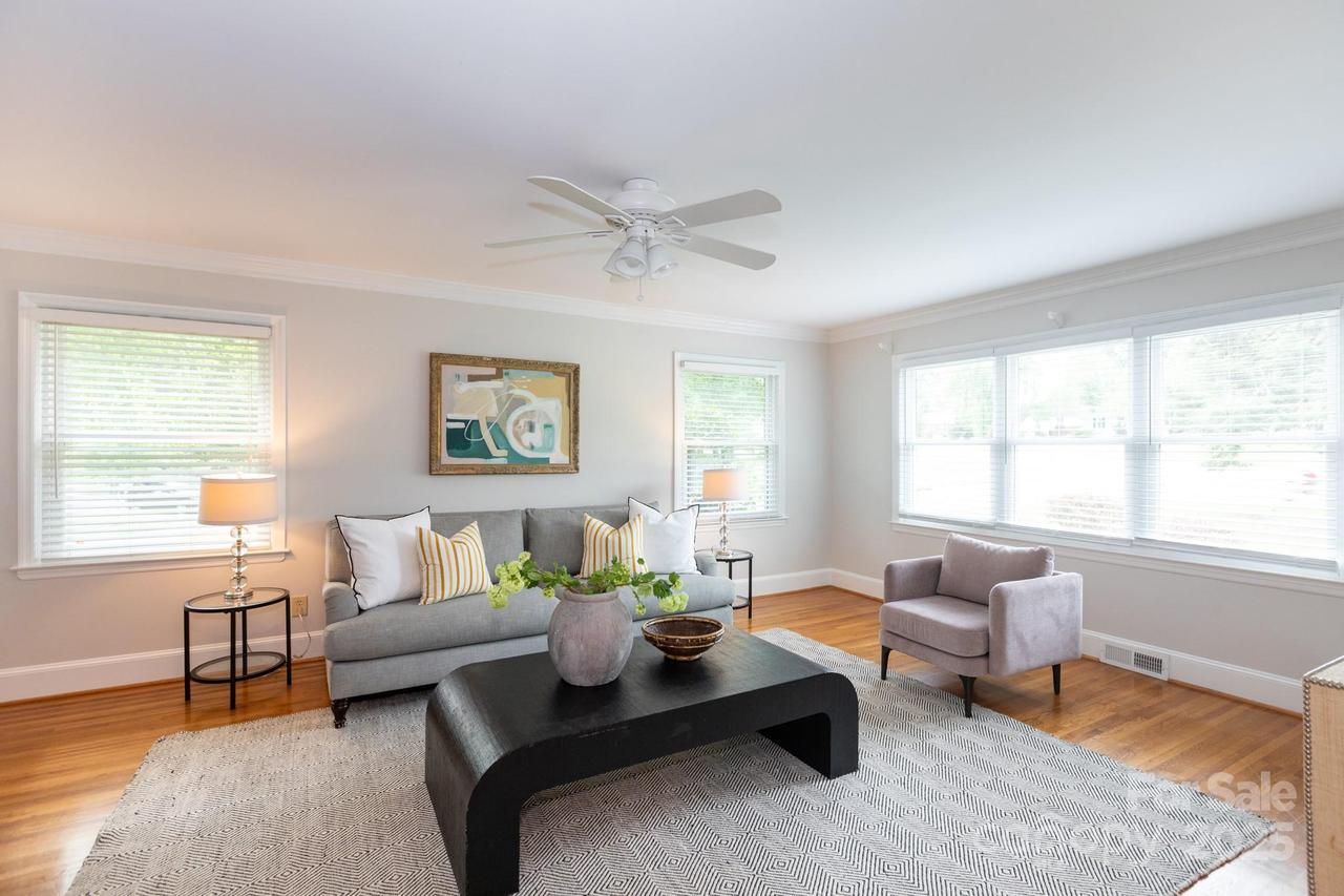 4643 Addison Dr., Charlotte, NC 28211