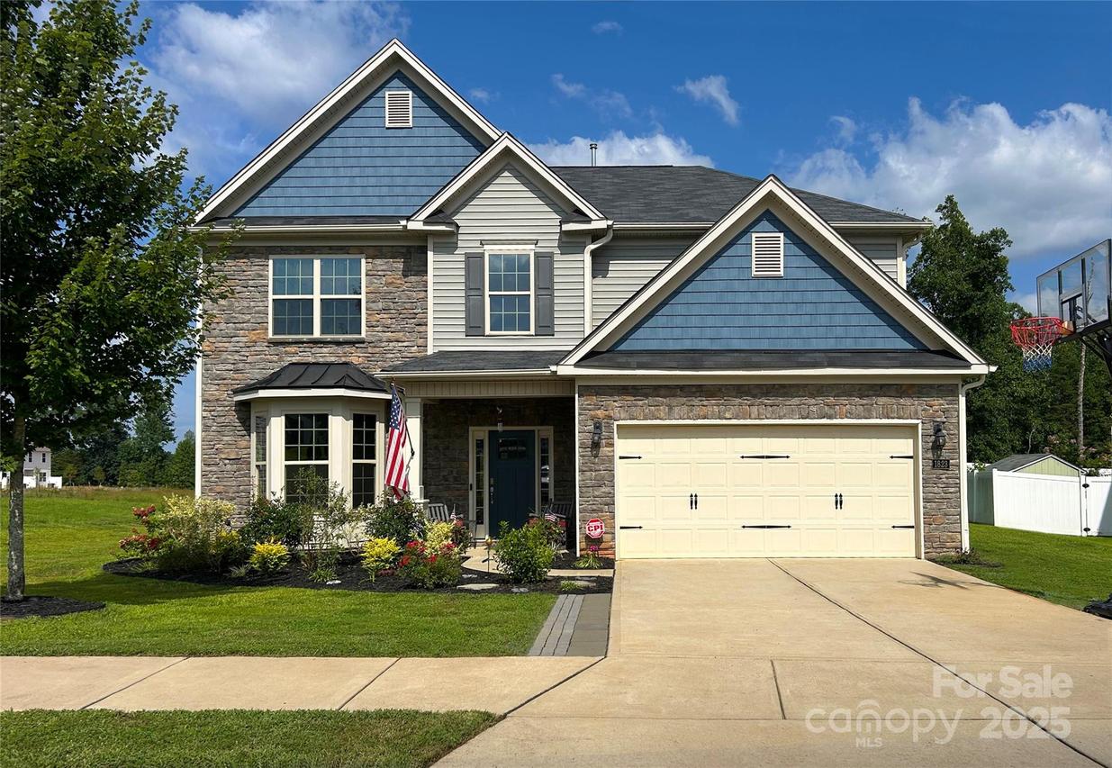 1823 Ridge Creek Dr., Kernersville, NC 27284