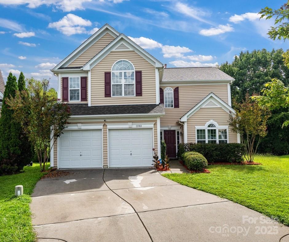 13703 Rutherglen Ct., Charlotte, NC 28213