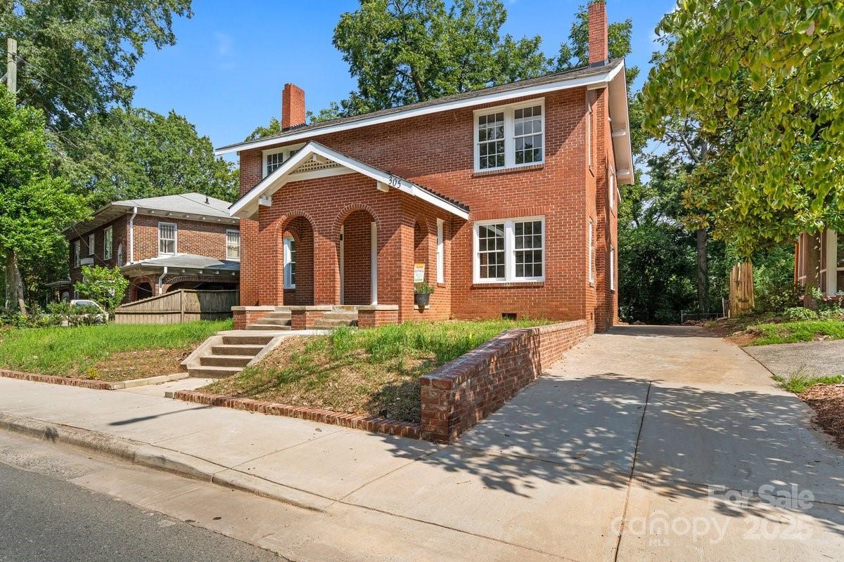303 Lancaster Ave., Monroe, NC 28112
