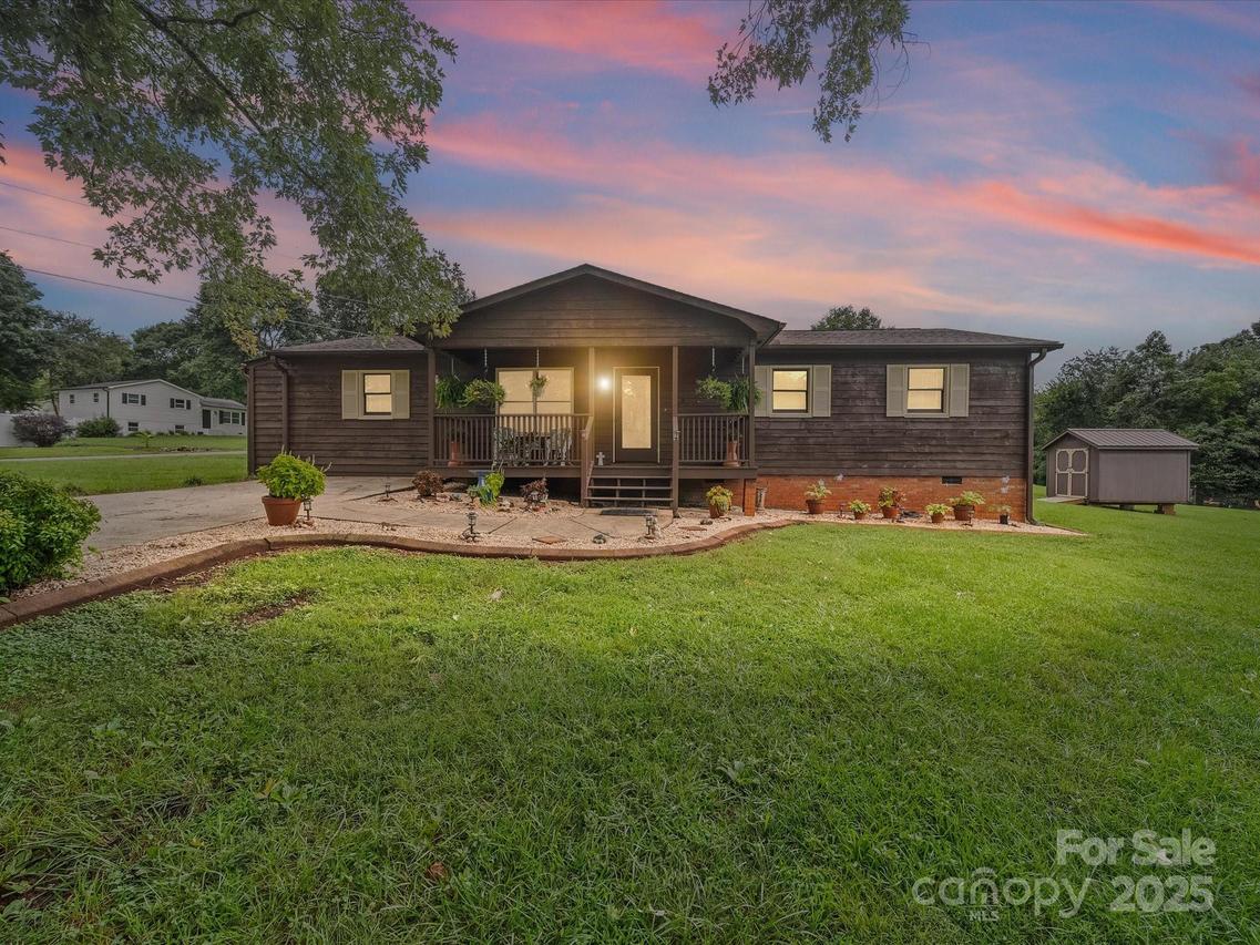 3510 Flint Dr., Statesville, NC 28677