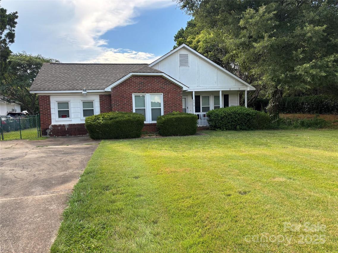 5914 Nations Ford Rd., Charlotte, NC 28217