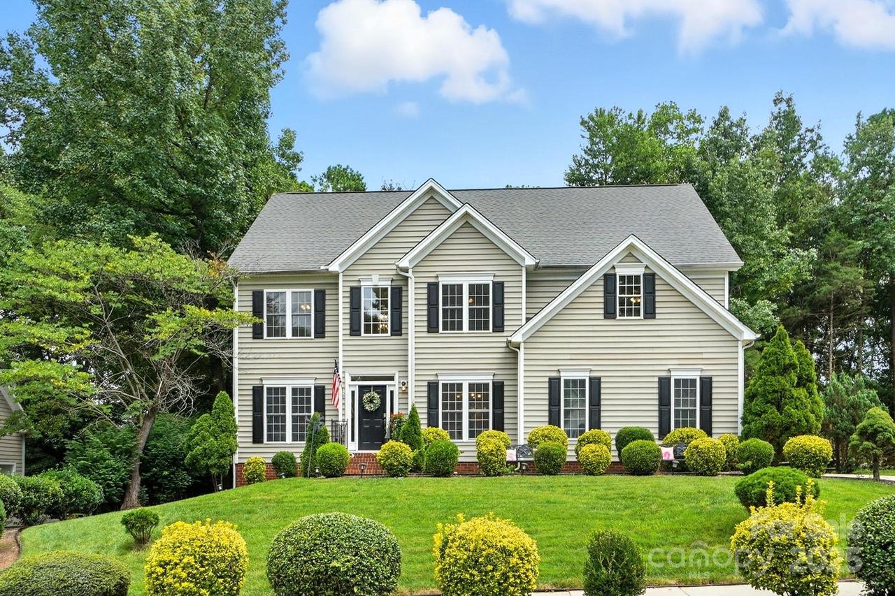 7929 Harrington Woods Rd. #6, Charlotte, NC 28269