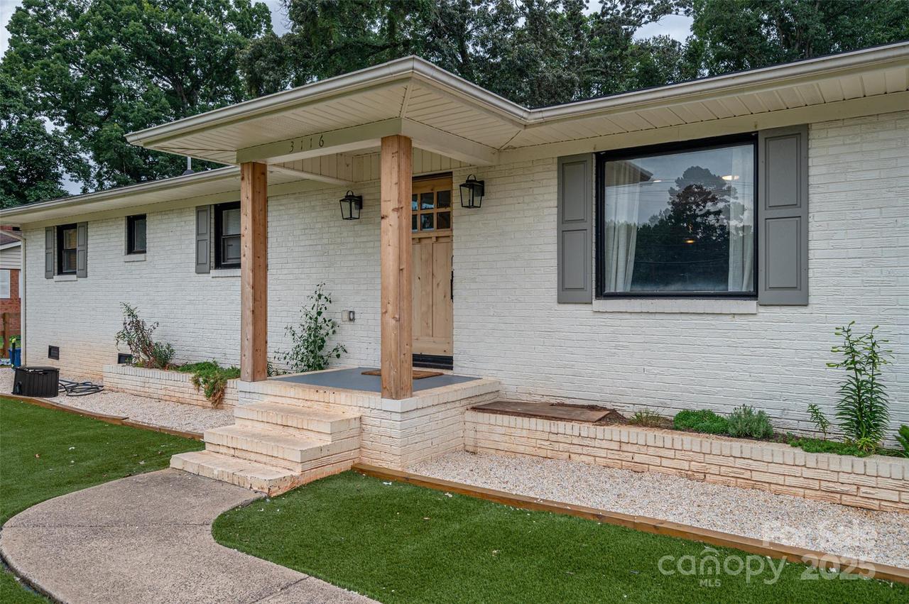 3116 Sunset Rd., Charlotte, NC 28216