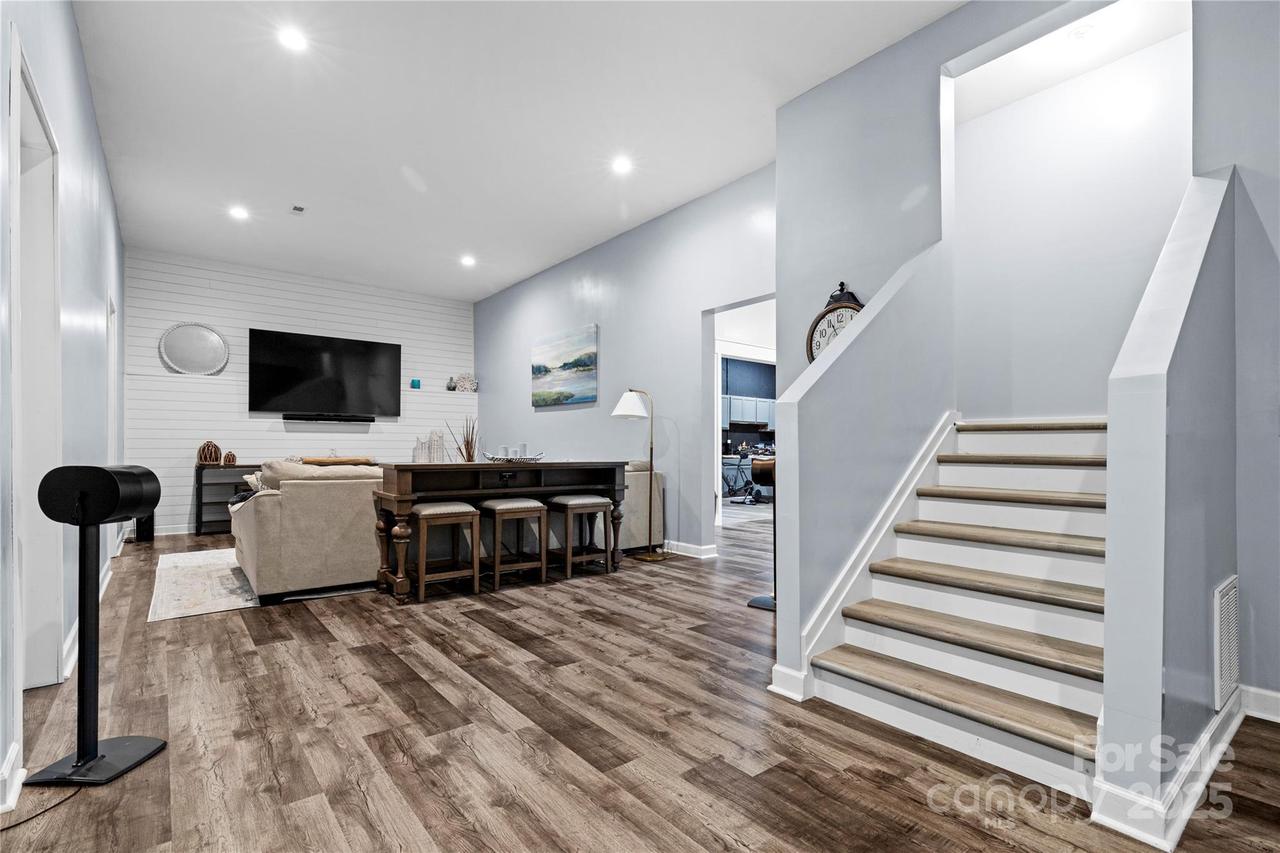 5050 Abbington Way, Belmont, NC 28012