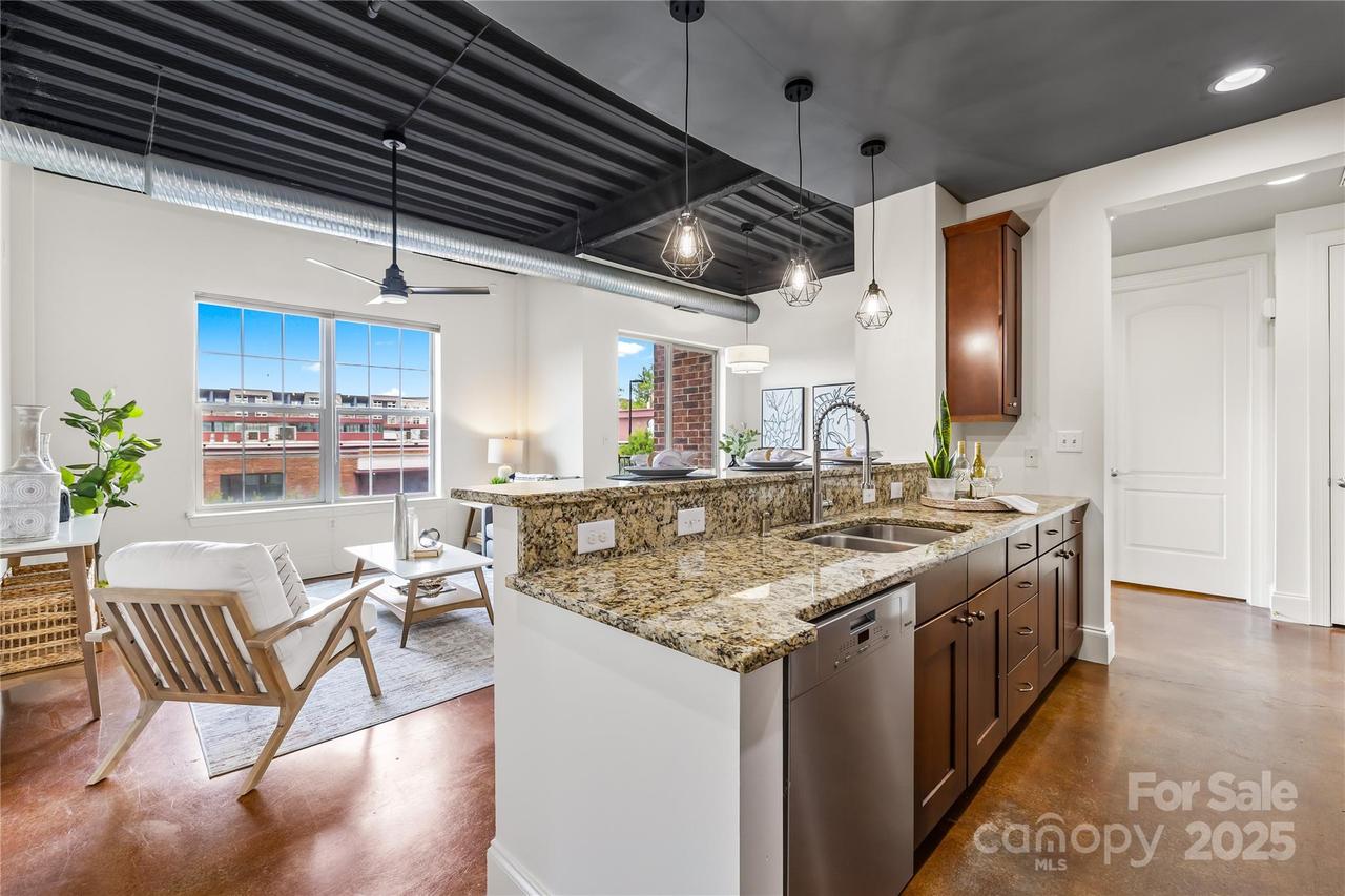 2338 Yadkin Ave. #205, Charlotte, NC 28205