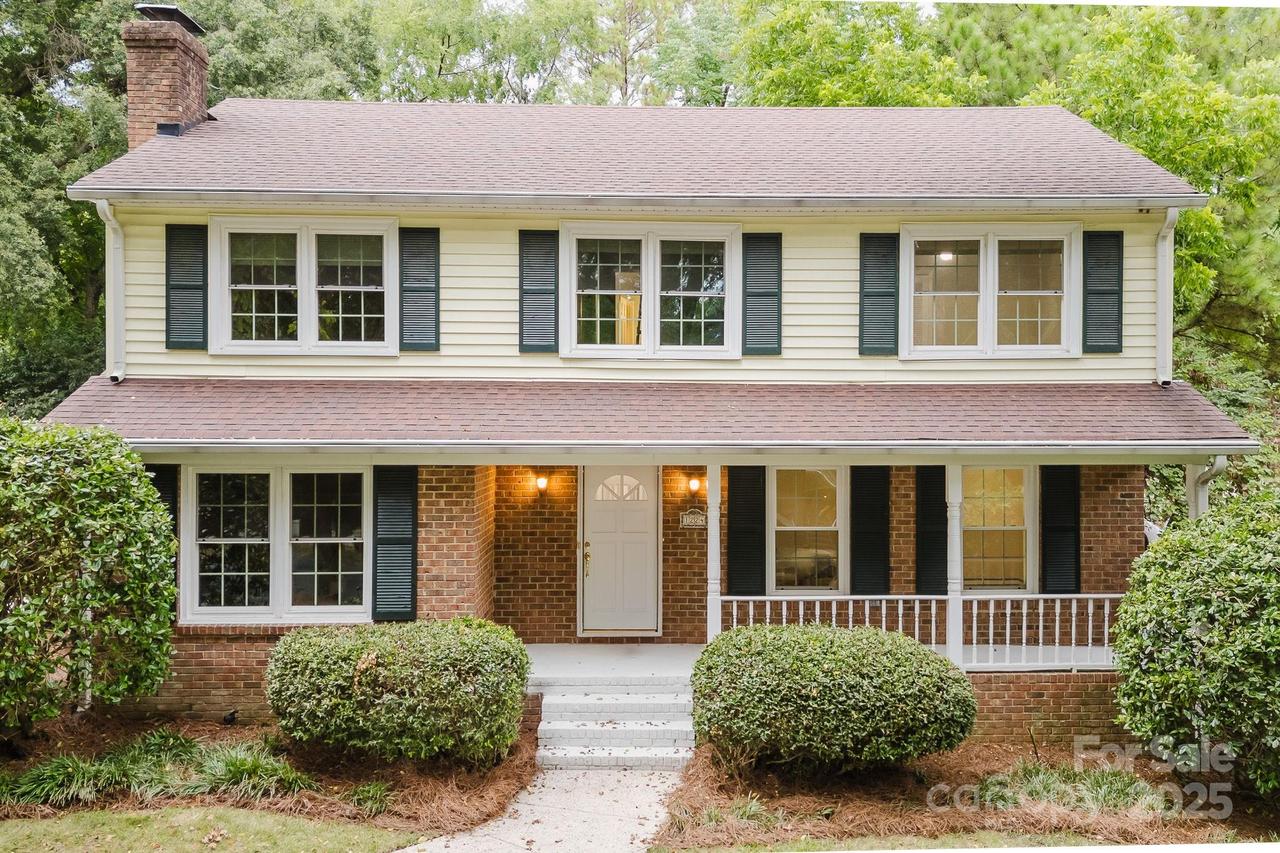 1224 Brockton Ln., Charlotte, NC 28226