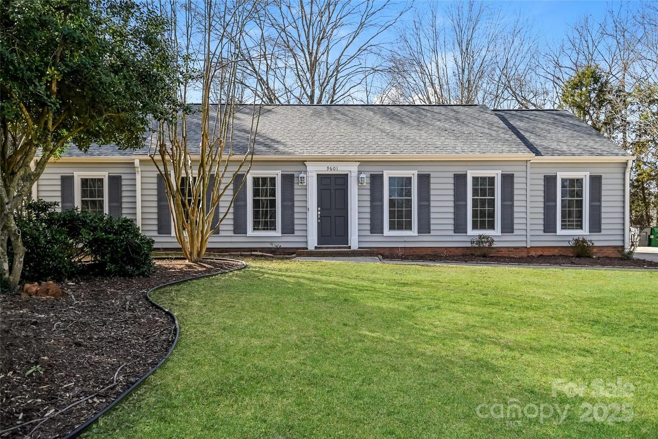 9601 Cloverwood Ct., Charlotte, NC 28270